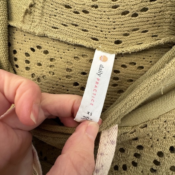 Daily Practice Olive Green Lace Panel Women's Hoodie / xsmall - Picture 7 of 12